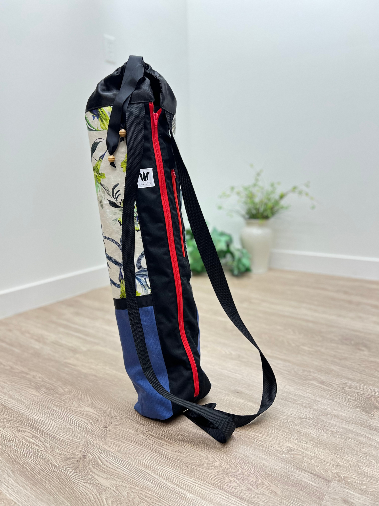 Red Zipper Yoga Mat Bag | Blue Hixon Nautical