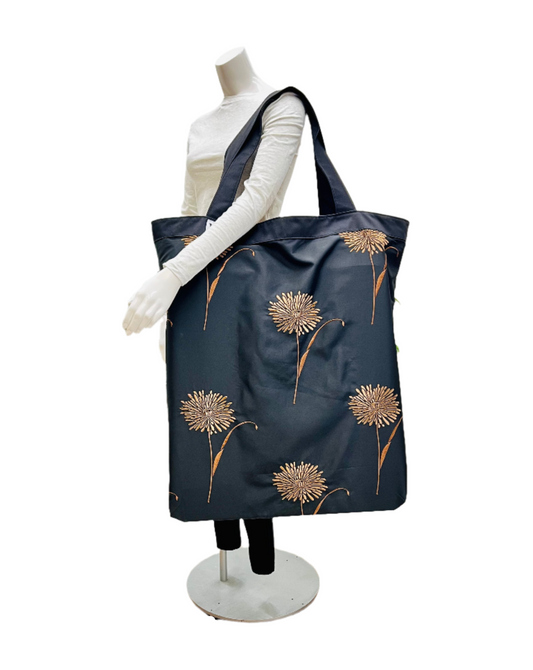 Extra large sports equipment bag.Fit all your yoga props in one safe tote. Made in Canada