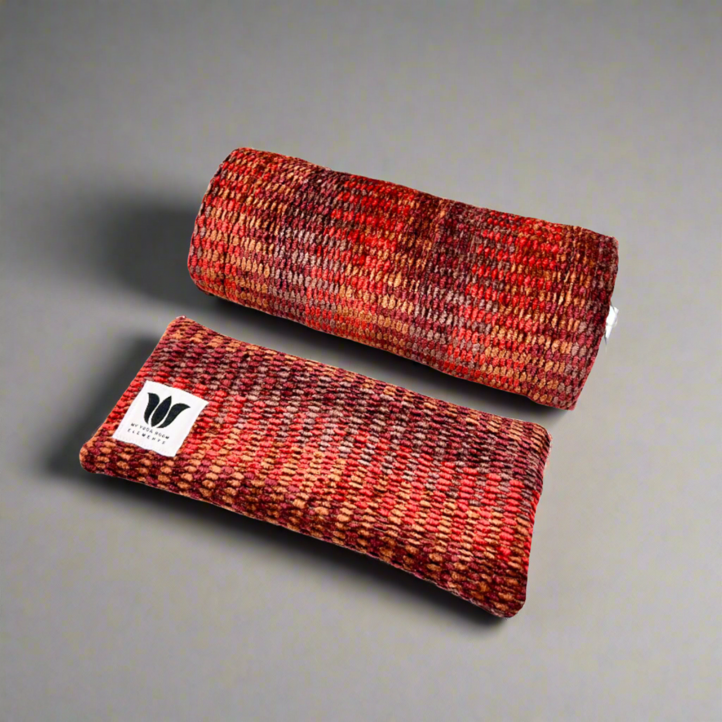 YOGA GIFT SET | Neck Roll & Eye Pillow