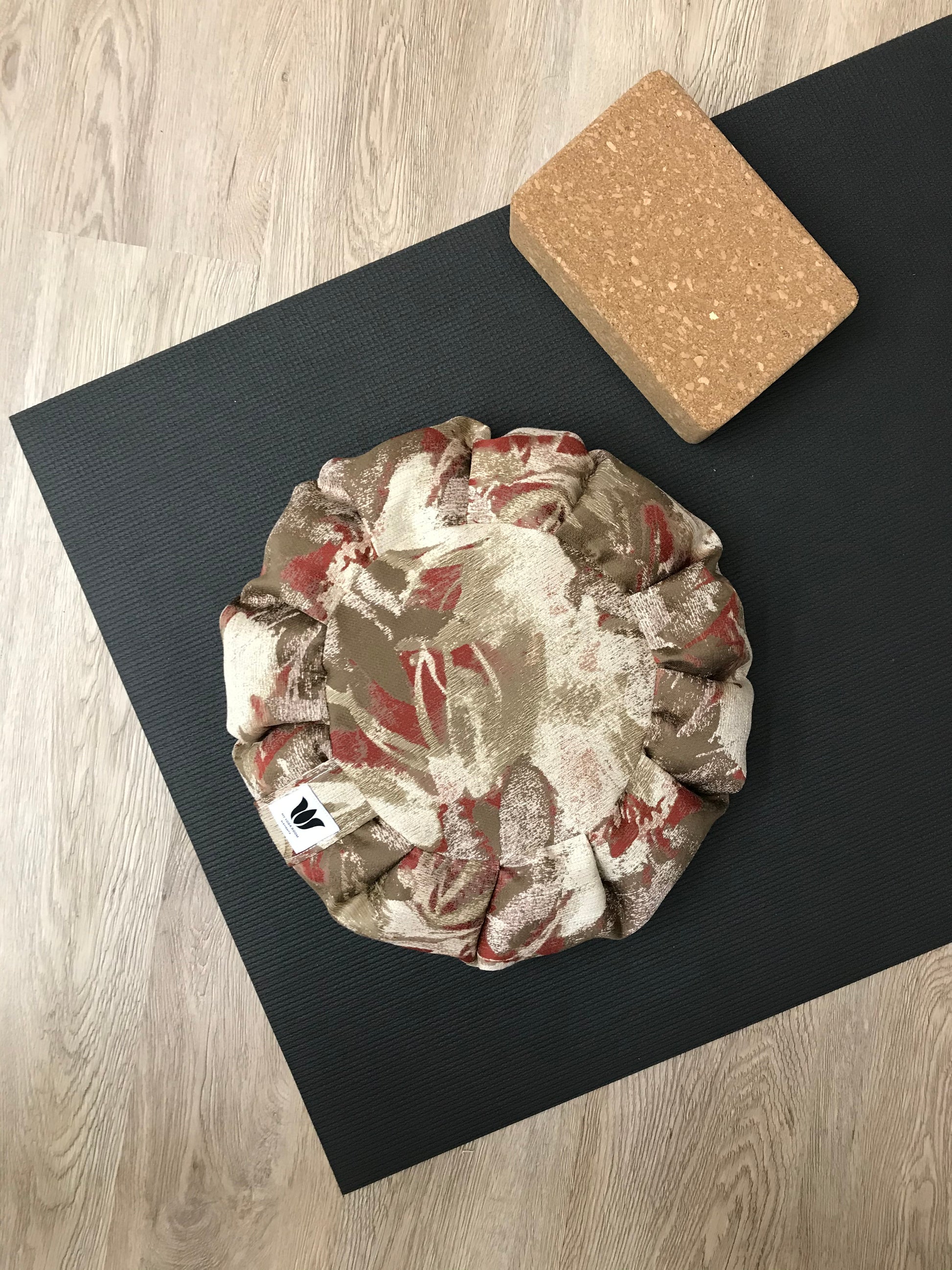 Handcrafted premium cotton sateen fabric meditation seat cushion in rich autumn water colour print fabric. Align the spine and body in comfort to calm the monkey mind in your meditation practice. Handcrafted in Calgary, Alberta Canada