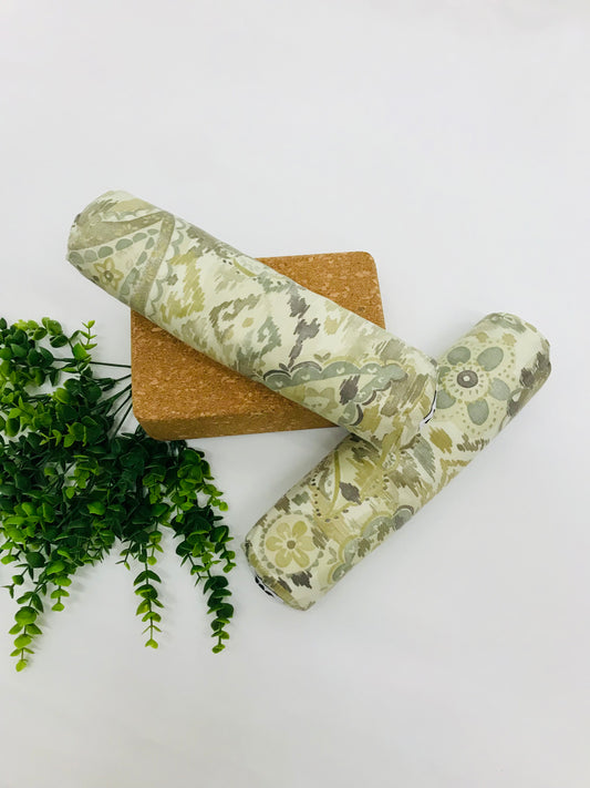 Mini yoga bolster in durable fabric, sage green paisley fabric. Cushion and support the body in the practice of yoga and meditation.Removeable cover. Made in Canada by My Yoga Room Elements
