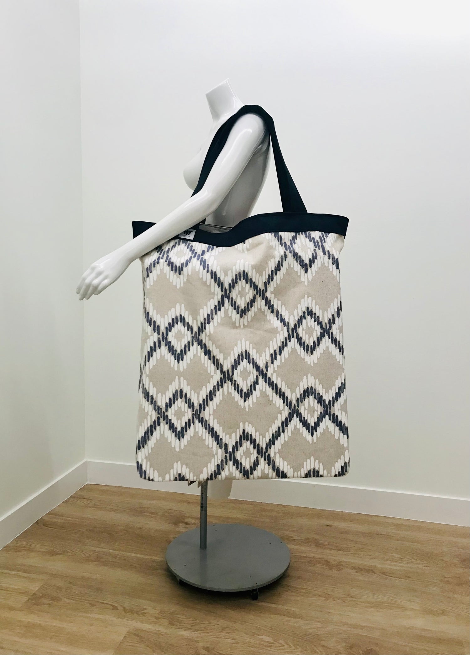 Take all your props with the generous size yoga prop bag fit yoga bolster, strap, blocks and blanket