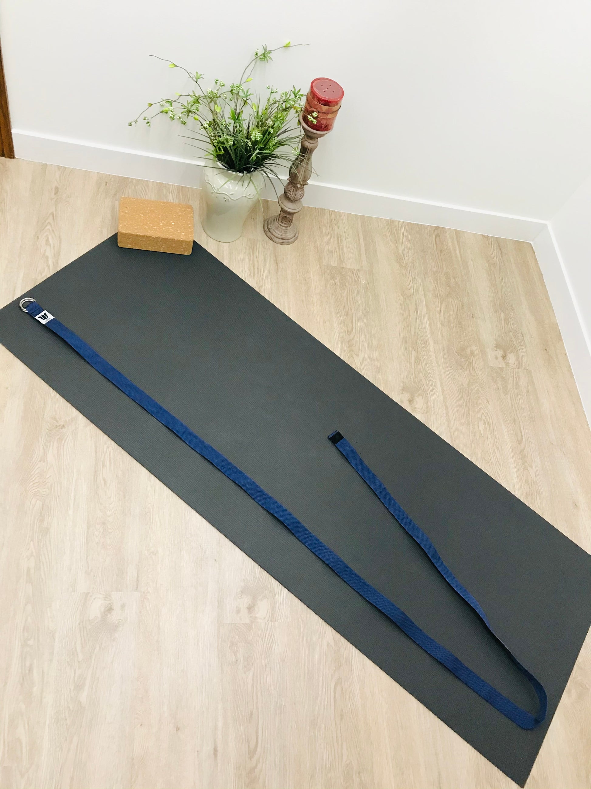 Extra long yoga strap, 9 foot yoga strap, canadian made yoga equipment, my yoga room elements