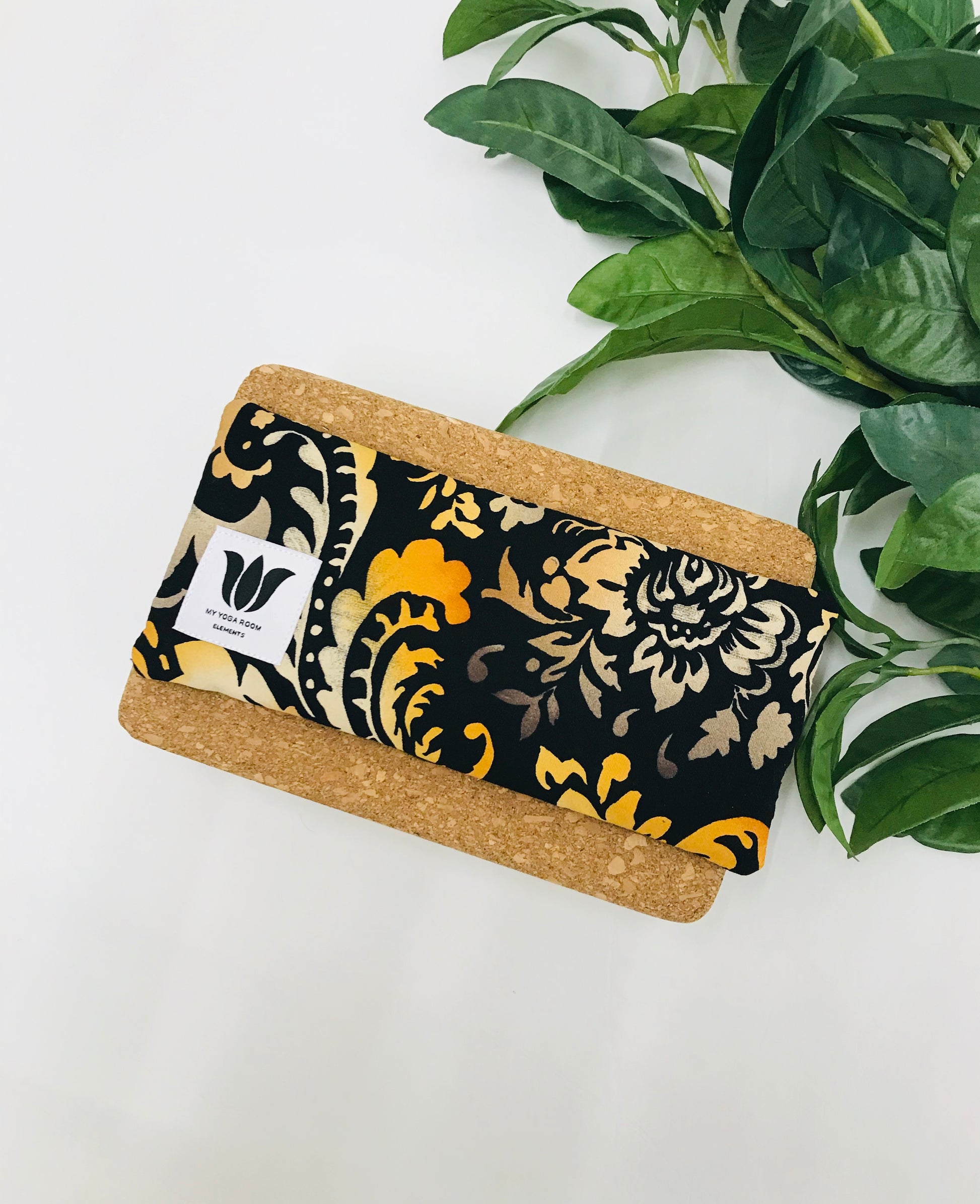 Yoga eye pillow, unscented, therapeutically weighted to soothe eye strain and stress or enhance your savasana. Handcrafted in Canada by My Yoga Room Elements. Autumn damask print and bamboo fabric.